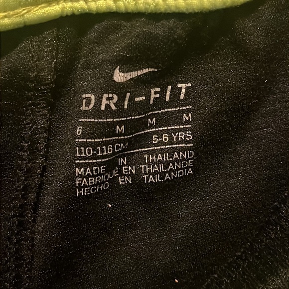 Boys’ Nike Dri-FIT Elite Shorts - Picture 3 of 4